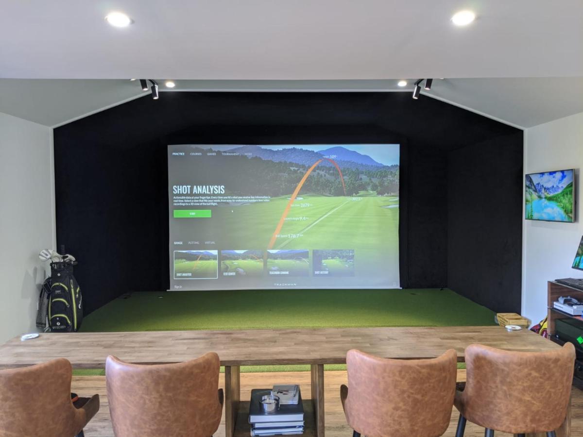 Golfers Dream Guest Suite With Onsite Golf Studio Available For Booking By Guests Strathkinness 外观 照片
