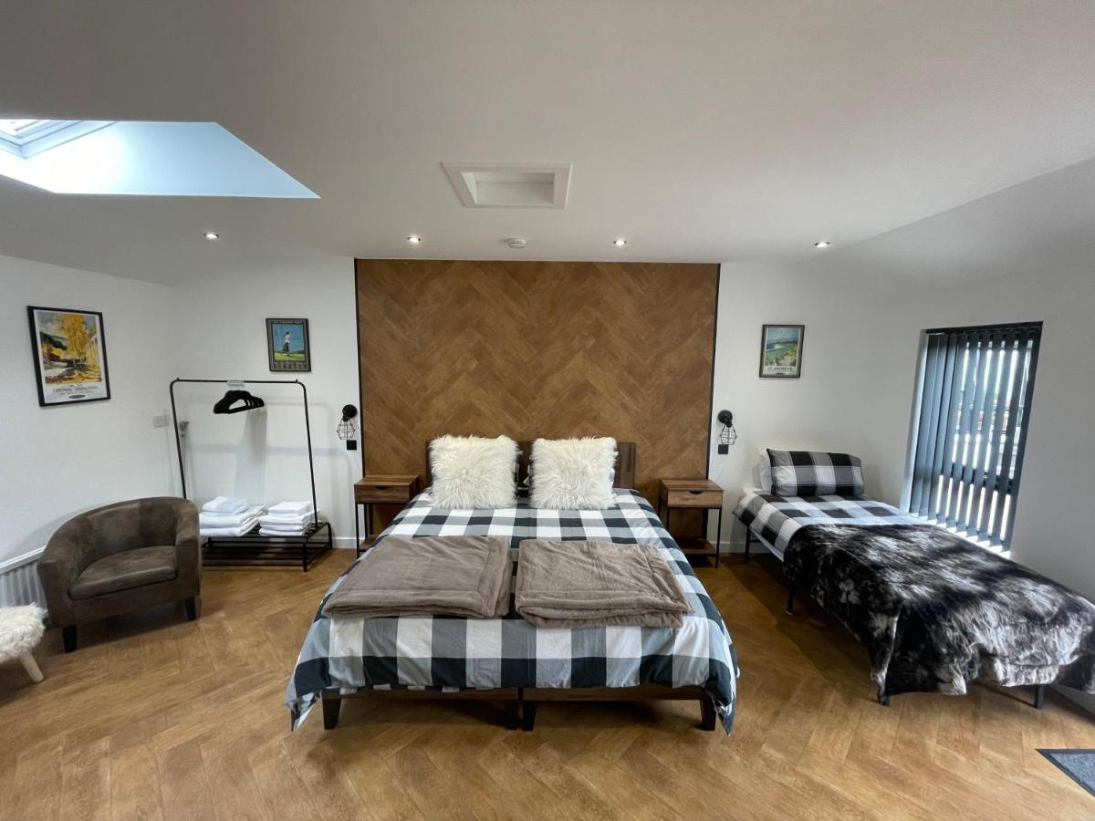 Golfers Dream Guest Suite With Onsite Golf Studio Available For Booking By Guests Strathkinness 外观 照片