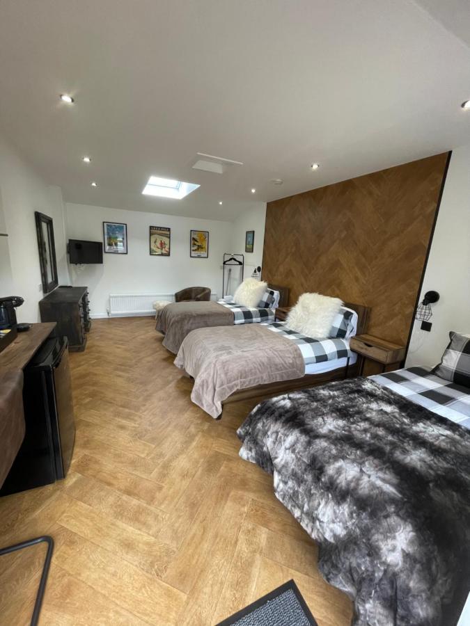 Golfers Dream Guest Suite With Onsite Golf Studio Available For Booking By Guests Strathkinness 外观 照片